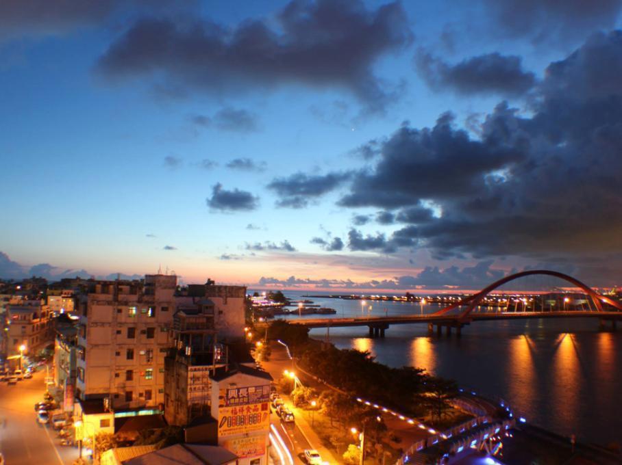 Lu Fang View Bed & Breakfast Đông Cảng Ngoại thất bức ảnh