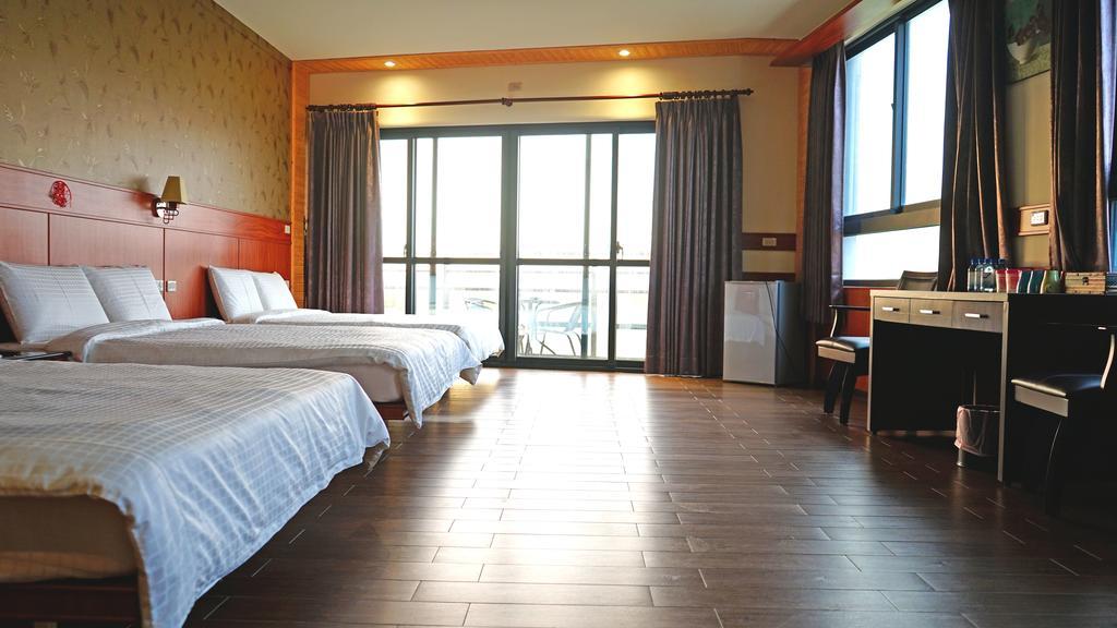 Lu Fang View Bed & Breakfast Đông Cảng Ngoại thất bức ảnh